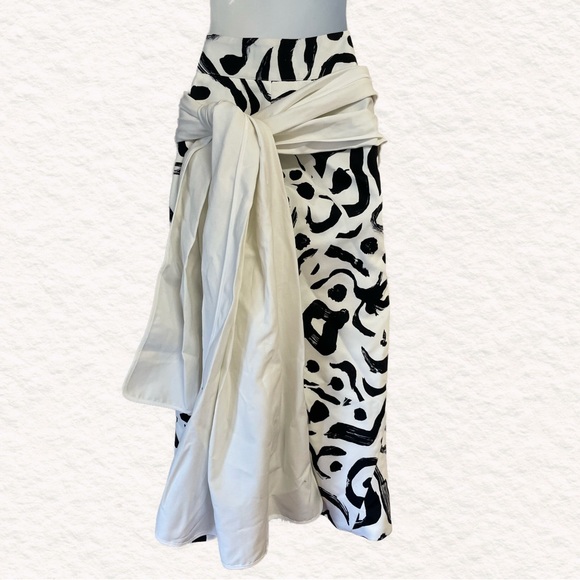 Maticevski Abstract Skirt with zip-off white pleated Wraps- Full Front ZipPencil - Picture 2 of 8
